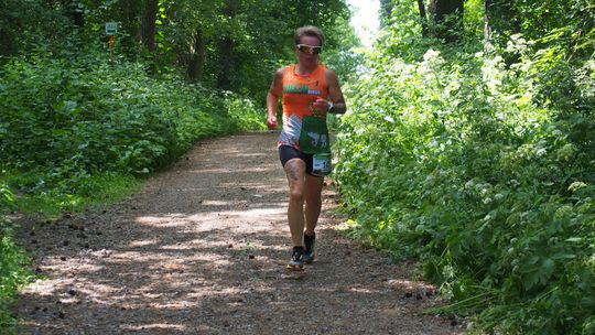 Chełm. Tłumnie upamiętnili Tomka Koguciuka. Bieg charytatywny po lesie Borek  [ZDJĘCIA]