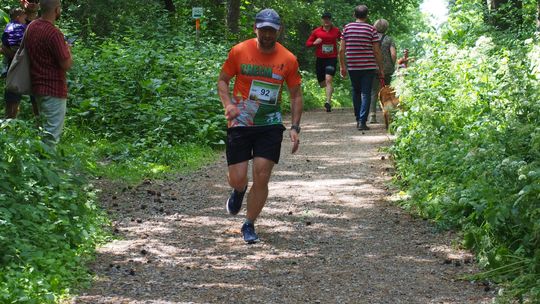 Chełm. Tłumnie upamiętnili Tomka Koguciuka. Bieg charytatywny po lesie Borek  [ZDJĘCIA]