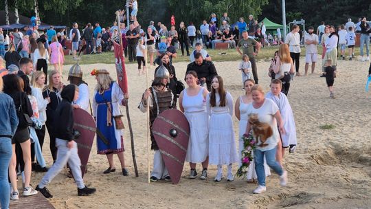 Gm. Siedliszcze. Magiczna Noc Świętojańska nad Zalewem w Majdanie Zahorodyńskim [GALERIA ZDJĘĆ]