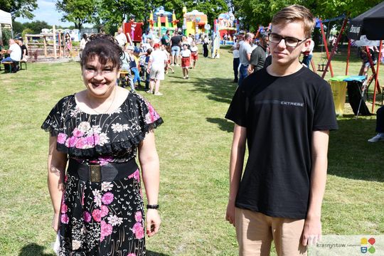 Radosny festyn rodzinny w Krasnymstawie! Ogród sensoryczny oficjalnie otwarty [GALERIA ZDJĘĆ]