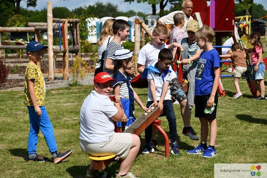 Radosny festyn rodzinny w Krasnymstawie! Ogród sensoryczny oficjalnie otwarty [GALERIA ZDJĘĆ]