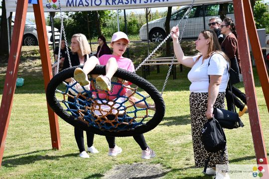 Radosny festyn rodzinny w Krasnymstawie! Ogród sensoryczny oficjalnie otwarty [GALERIA ZDJĘĆ]