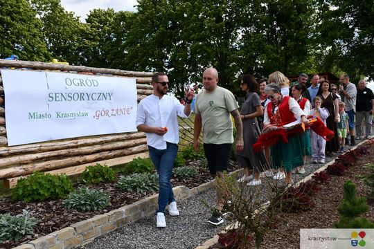 Radosny festyn rodzinny w Krasnymstawie! Ogród sensoryczny oficjalnie otwarty [GALERIA ZDJĘĆ]