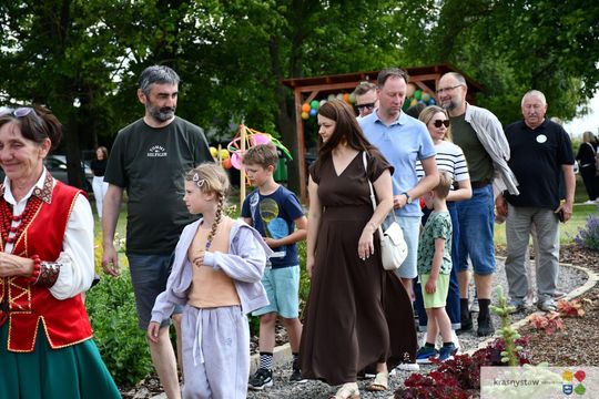 Radosny festyn rodzinny w Krasnymstawie! Ogród sensoryczny oficjalnie otwarty [GALERIA ZDJĘĆ]