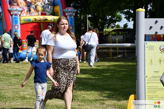 Radosny festyn rodzinny w Krasnymstawie! Ogród sensoryczny oficjalnie otwarty [GALERIA ZDJĘĆ]