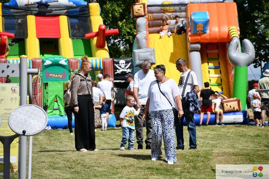 Radosny festyn rodzinny w Krasnymstawie! Ogród sensoryczny oficjalnie otwarty [GALERIA ZDJĘĆ]