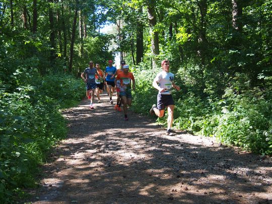 Chełm. Tłumnie upamiętnili Tomka Koguciuka. Bieg charytatywny po lesie Borek  [ZDJĘCIA]