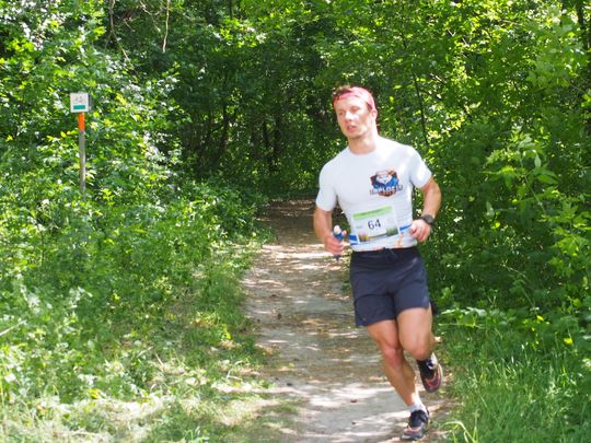 Chełm. Tłumnie upamiętnili Tomka Koguciuka. Bieg charytatywny po lesie Borek  [ZDJĘCIA]