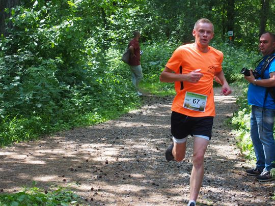 Chełm. Tłumnie upamiętnili Tomka Koguciuka. Bieg charytatywny po lesie Borek  [ZDJĘCIA]