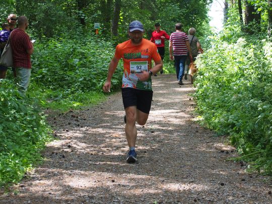Chełm. Tłumnie upamiętnili Tomka Koguciuka. Bieg charytatywny po lesie Borek  [ZDJĘCIA]