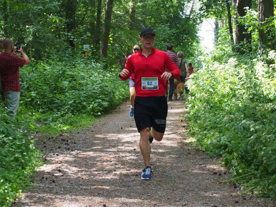 Chełm. Tłumnie upamiętnili Tomka Koguciuka. Bieg charytatywny po lesie Borek  [ZDJĘCIA]