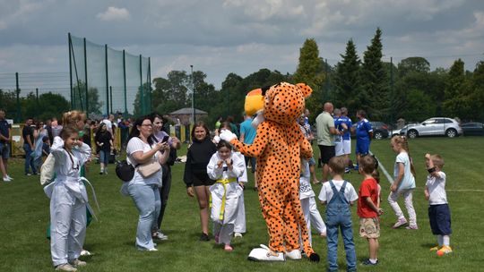 Wielkie serca i sportowe emocje – VI Charytatywny Turniej w Fajsławicach [GALERIA ZDJĘĆ]