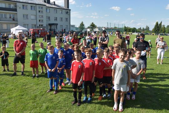 Wielkie serca i sportowe emocje – VI Charytatywny Turniej w Fajsławicach [GALERIA ZDJĘĆ]