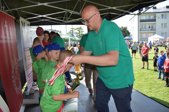 Wielkie serca i sportowe emocje – VI Charytatywny Turniej w Fajsławicach [GALERIA ZDJĘĆ]