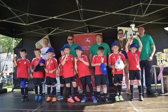 Wielkie serca i sportowe emocje – VI Charytatywny Turniej w Fajsławicach [GALERIA ZDJĘĆ]