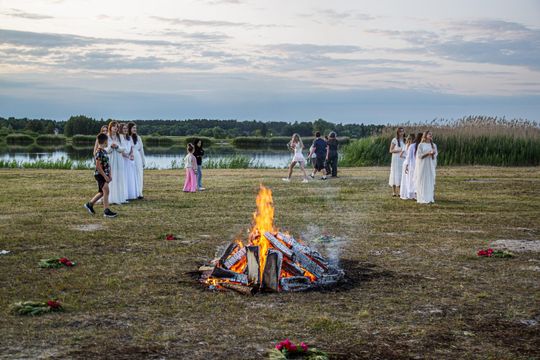 XVII Noc Świętojańska w Sawinie nad Zalewem Niwa [GALERIA ZDJĘĆ]