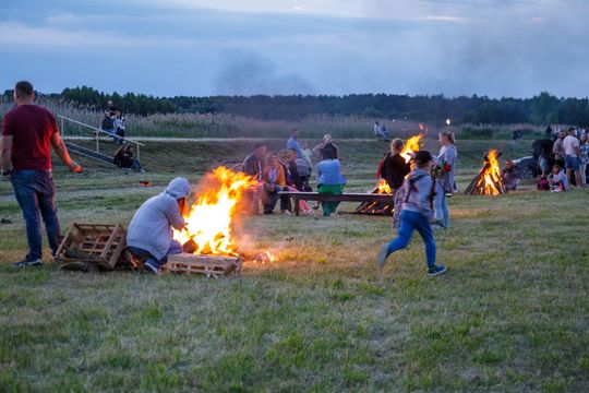 XVII Noc Świętojańska w Sawinie nad Zalewem Niwa [GALERIA ZDJĘĆ]