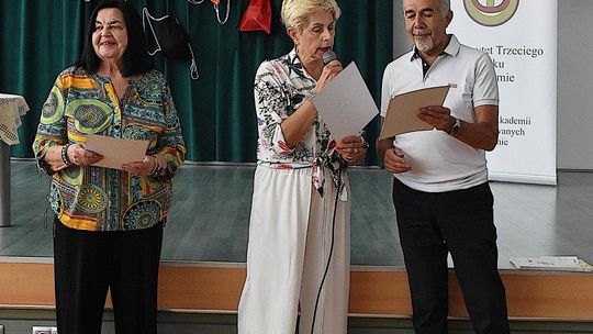 Zakończenie roku akademickiego Uniwersytetu Trzeciego Wieku przy PANS [ZDJĘCIA]