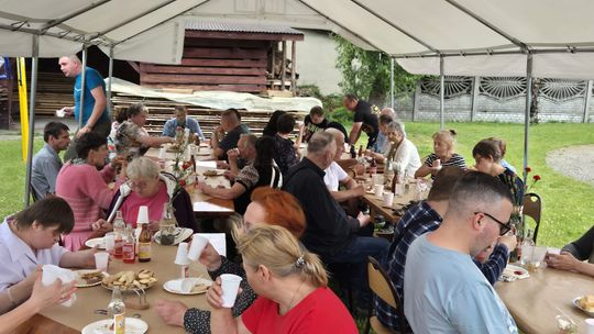 Dzień Rodziny w klimacie PRL w Warsztacie Terapii Zajęciowej Caritas [GALERIA ZDJĘĆ]