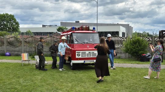 Dzień Rodziny w klimacie PRL w Warsztacie Terapii Zajęciowej Caritas [GALERIA ZDJĘĆ]