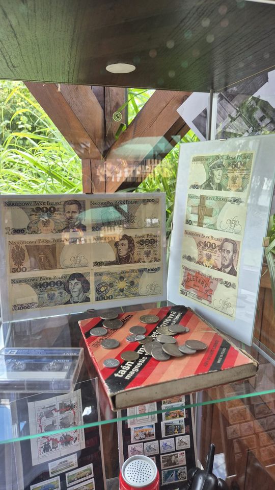 Dzień Rodziny w klimacie PRL w Warsztacie Terapii Zajęciowej Caritas [GALERIA ZDJĘĆ]