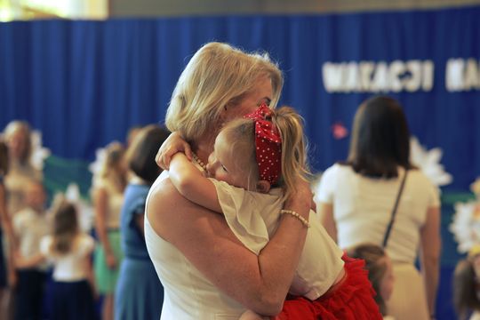 Uroczyste zakończenie roku szkolnego w Szkole Podstawowej w Leśniowicach [GALERIA ZDJĘĆ]