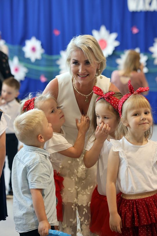 Uroczyste zakończenie roku szkolnego w Szkole Podstawowej w Leśniowicach [GALERIA ZDJĘĆ]