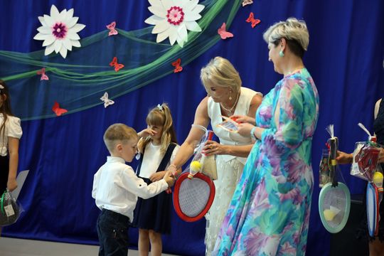 Uroczyste zakończenie roku szkolnego w Szkole Podstawowej w Leśniowicach [GALERIA ZDJĘĆ]