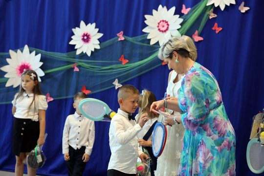 Uroczyste zakończenie roku szkolnego w Szkole Podstawowej w Leśniowicach [GALERIA ZDJĘĆ]