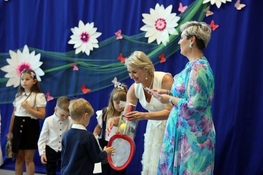 Uroczyste zakończenie roku szkolnego w Szkole Podstawowej w Leśniowicach [GALERIA ZDJĘĆ]