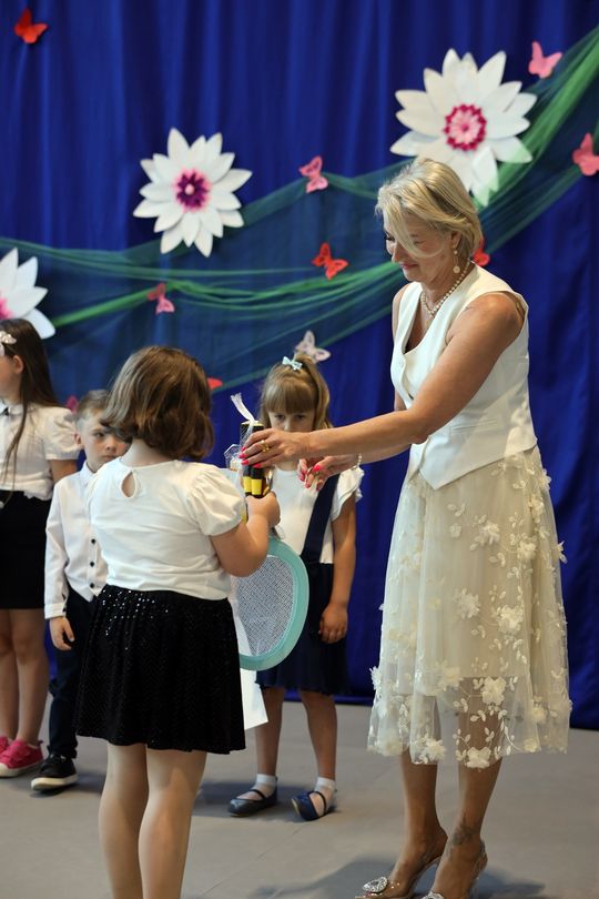 Uroczyste zakończenie roku szkolnego w Szkole Podstawowej w Leśniowicach [GALERIA ZDJĘĆ]