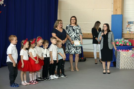 Uroczyste zakończenie roku szkolnego w Szkole Podstawowej w Leśniowicach [GALERIA ZDJĘĆ]