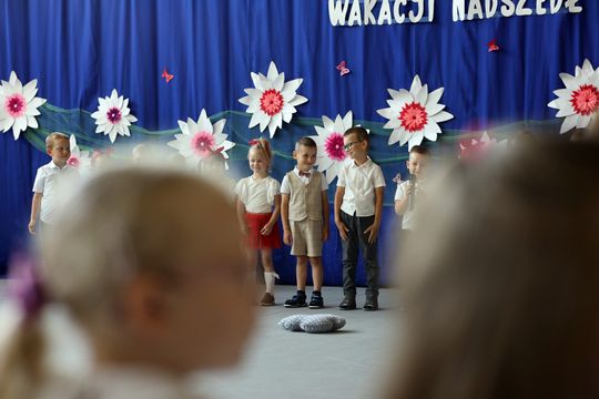 Uroczyste zakończenie roku szkolnego w Szkole Podstawowej w Leśniowicach [GALERIA ZDJĘĆ]