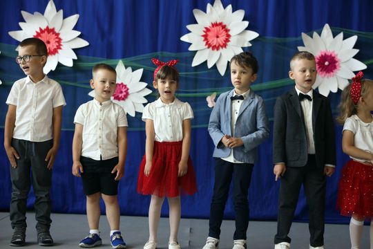 Uroczyste zakończenie roku szkolnego w Szkole Podstawowej w Leśniowicach [GALERIA ZDJĘĆ]