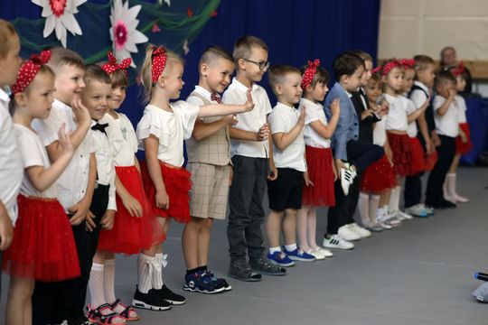 Uroczyste zakończenie roku szkolnego w Szkole Podstawowej w Leśniowicach [GALERIA ZDJĘĆ]
