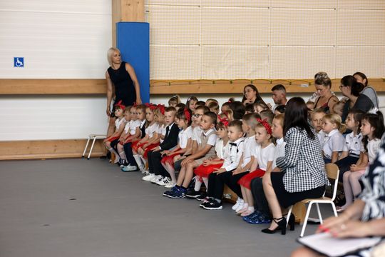 Uroczyste zakończenie roku szkolnego w Szkole Podstawowej w Leśniowicach [GALERIA ZDJĘĆ]