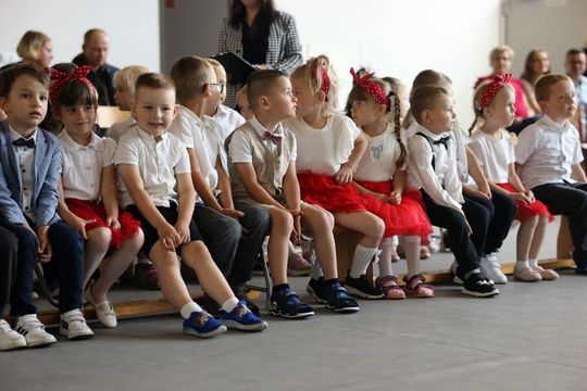 Uroczyste zakończenie roku szkolnego w Szkole Podstawowej w Leśniowicach [GALERIA ZDJĘĆ]