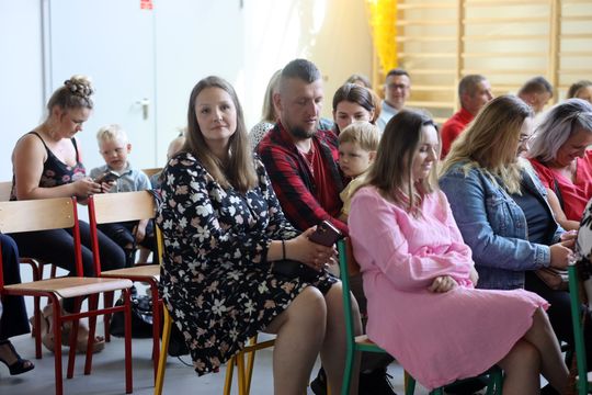 Uroczyste zakończenie roku szkolnego w Szkole Podstawowej w Leśniowicach [GALERIA ZDJĘĆ]