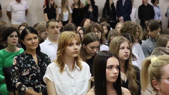 Zakończenie roku szkolnego 2024/2025 w IV LO w Chełmie [ZDJĘCIA]