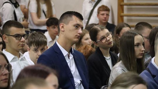Zakończenie roku szkolnego 2024/2025 w IV LO w Chełmie [ZDJĘCIA]