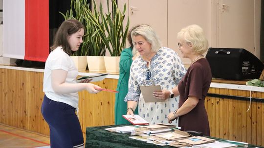 Zakończenie roku szkolnego 2024/2025 w IV LO w Chełmie [ZDJĘCIA]