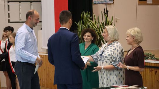 Zakończenie roku szkolnego 2024/2025 w IV LO w Chełmie [ZDJĘCIA]