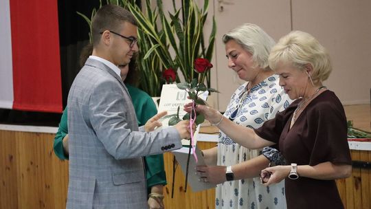 Zakończenie roku szkolnego 2024/2025 w IV LO w Chełmie [ZDJĘCIA]