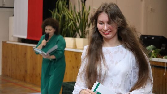 Zakończenie roku szkolnego 2024/2025 w IV LO w Chełmie [ZDJĘCIA]