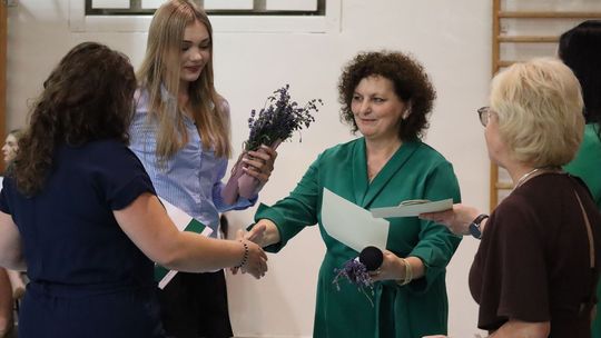 Zakończenie roku szkolnego 2024/2025 w IV LO w Chełmie [ZDJĘCIA]