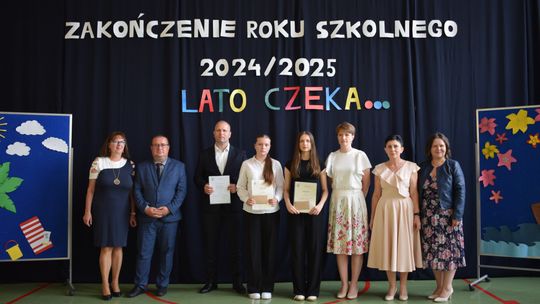 Pow. krasnostawski. Zakończenie roku szkolnego 2024/2025 w szkołach ponadpodstawowych [GALERIA ZDJĘĆ]