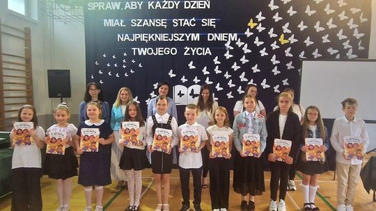 Zakończenie roku szkolnego 2024/2025 w Szkole Podstawowej nr. 4 w Chełmie [GALERIA ZDJĘĆ]