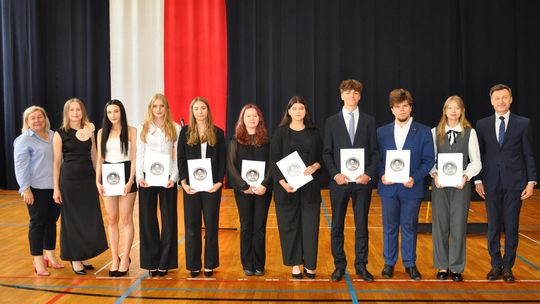 Zakończenie roku szkolnego 2024/25 w I Liceum Ogólnokształcącym w Chełmie [GALERIA ZDJĘĆ]
