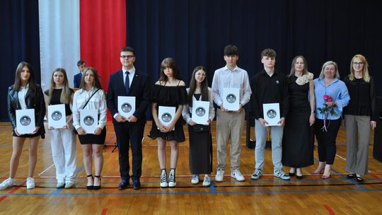 Zakończenie roku szkolnego 2024/25 w I Liceum Ogólnokształcącym w Chełmie [GALERIA ZDJĘĆ]