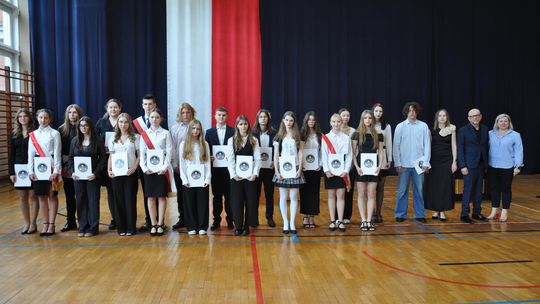 Zakończenie roku szkolnego 2024/25 w I Liceum Ogólnokształcącym w Chełmie [GALERIA ZDJĘĆ]